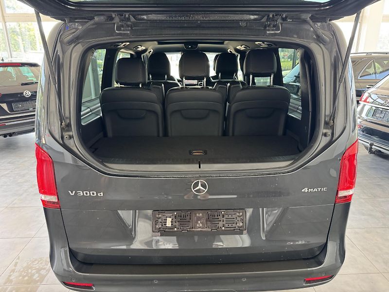 Mercedes-Benz Třídy V (2022) V300d 4M LREZERVACE - fotka 9 z 38
