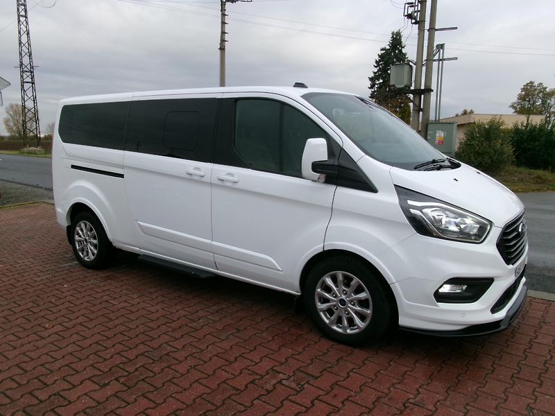 Ford Tourneo Custom (2022) 2,0TDCi L2H1 ZÁRUKA FORD  - fotka 4 z 36