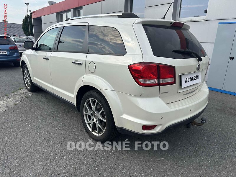 Fiat Freemont (2015) 2.0JTD, servis.kniha - fotka 2 z 3