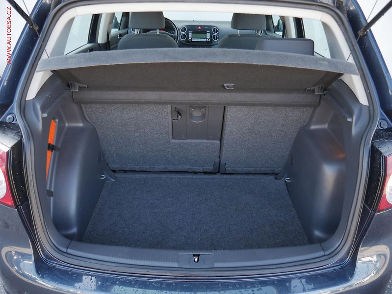 Volkswagen Golf Plus (2007) 1.4i, AC, výhřev sed - fotka 7 z 17