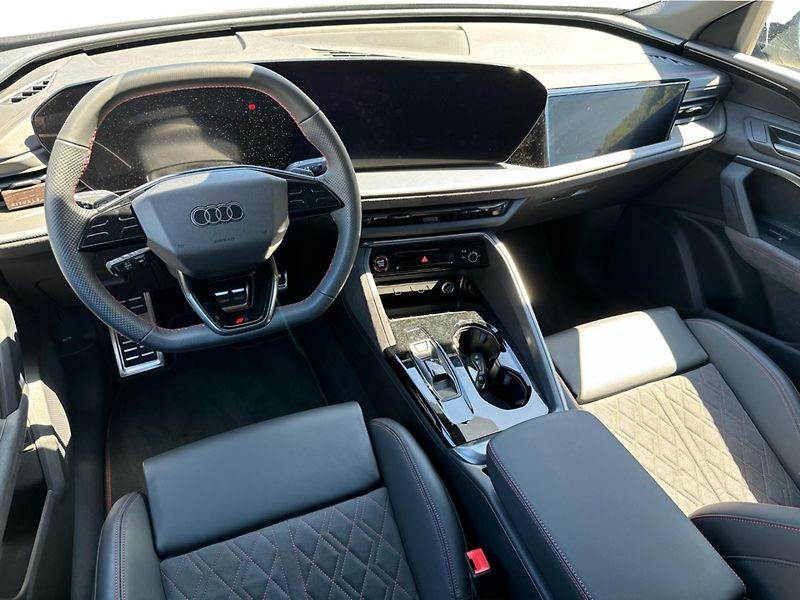Audi Q5 TDI 150KW  quattro - fotka 10 z 24