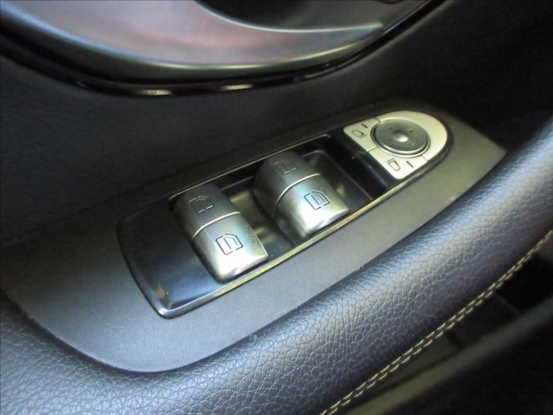 Mercedes-Benz Třídy E 220D 143Kw, Panorama, Nové ČR - fotka 24 z 29