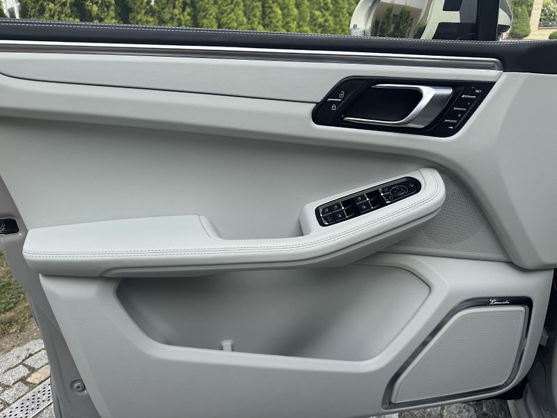 Porsche Macan (2023) S V6 MAX VÝBAVA 1.majitel PPF  - fotka 20 z 20