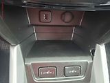 Suzuki Vitara (2016) 1.6DDIS 4x4, ČR, LED, navi - náhled 16