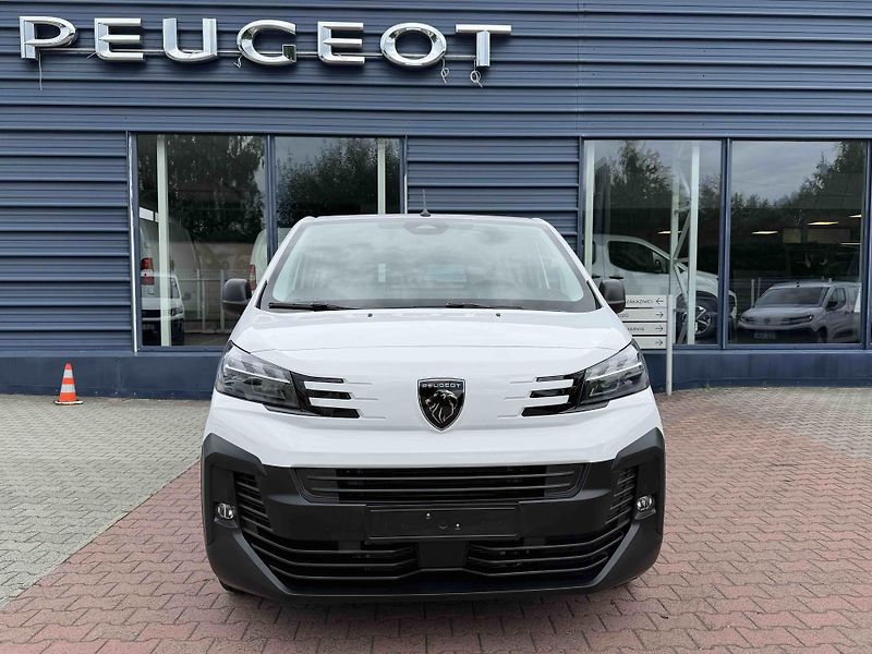 Peugeot Expert (2026) Combi L3 2.2 BlueHDi 150 MAN6 - fotka 7 z 22