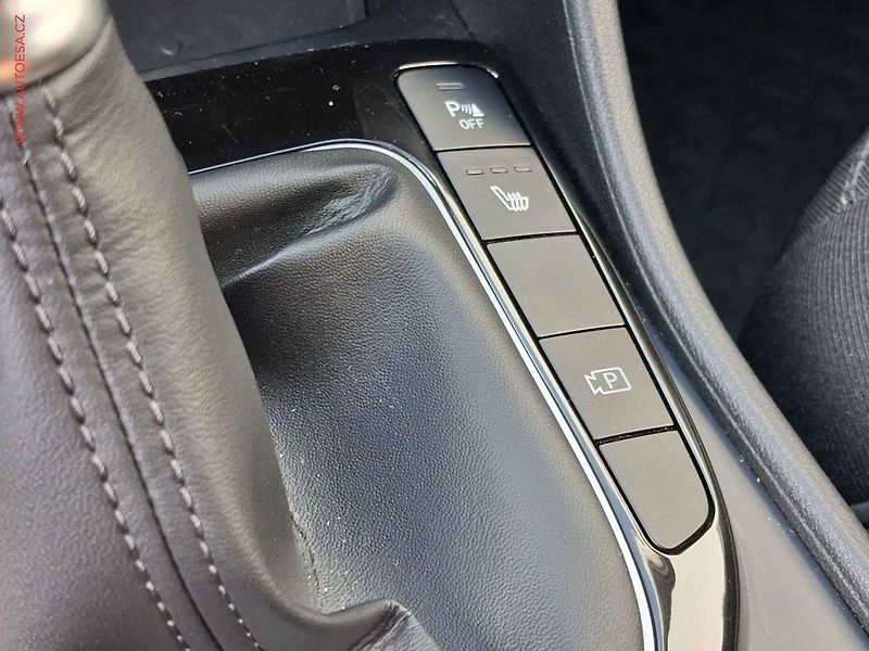 Hyundai Tucson (2022) 1.6T-GDi, 1.maj,ČR, LED - fotka 14 z 19