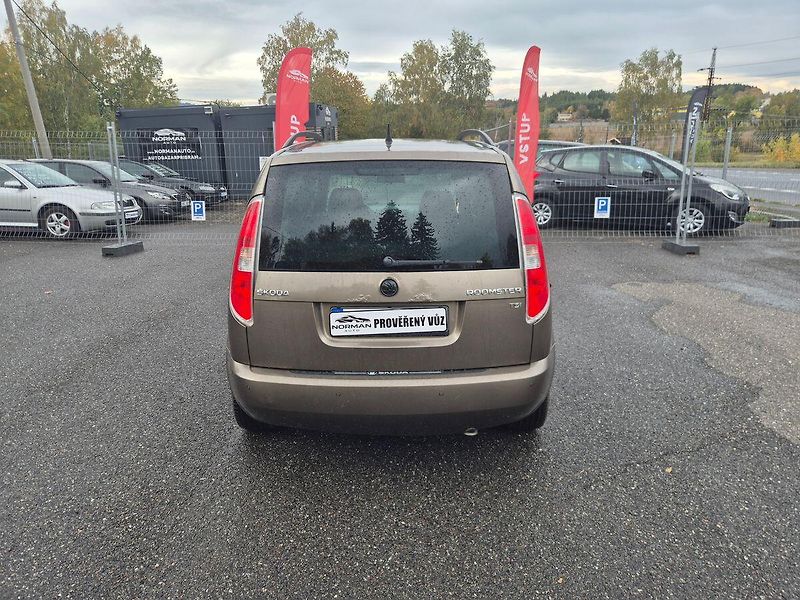 Škoda Roomster 1.2TSi 63kW - fotka 6 z 18