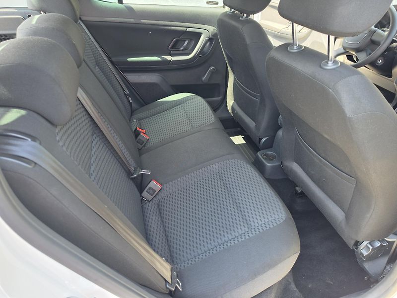 Škoda Fabia 1.2 TSI  - fotka 19 z 30