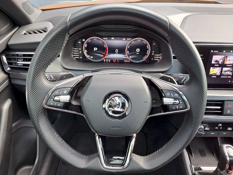 Škoda Kamiq (2024) Monte Carlo DSG 1,0TSi 81kW - fotka 16 z 35