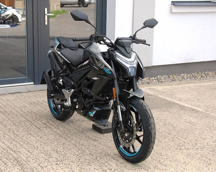 CFMOTO (2026) 125NK - fotka 9 z 25