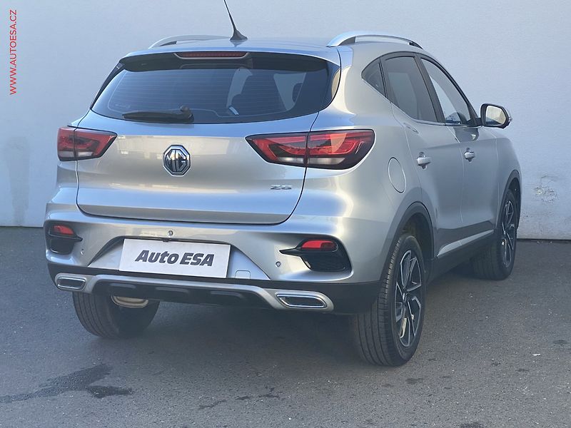 MG ZS (2022) 1.0 T-GDi, ČR, AT, LED - fotka 4 z 19