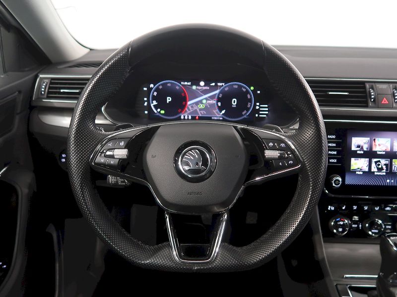 Škoda Superb (2022) STYLE 2.0TDI 147KW 4x4 DSG TAŽ - fotka 17 z 40