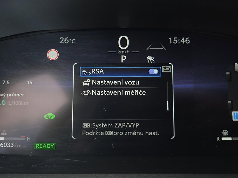 Toyota Corolla (2026) GR Sport 2.0 HEV A/T 131kw, To - fotka 20 z 28