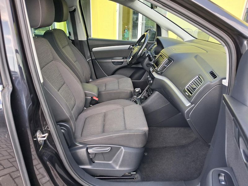 Volkswagen Sharan (2016) 2,0TDi NAVI  DSG  BEZ KOROZE ! - fotka 18 z 39