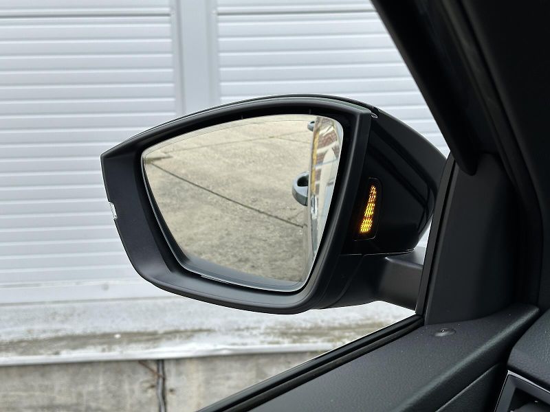 Škoda Karoq 1.5TSi DSG 150PS Sportline Mat - fotka 11 z 50