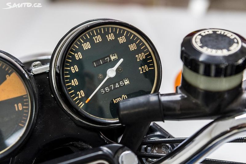 Honda CB 750 (1974) FOUR - fotka 19 z 45