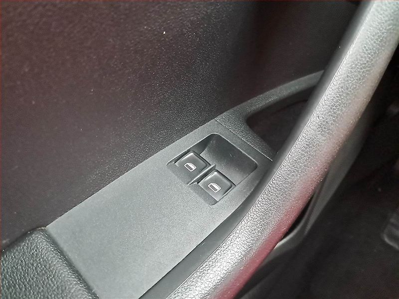 Škoda Octavia (2014) Style 1.6 TDI, Serv.kniha - fotka 16 z 16