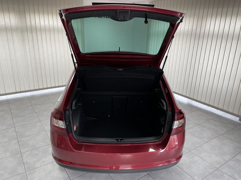 Škoda Rapid 1.0 TSi Spaceback REZERVACE  - fotka 26 z 27
