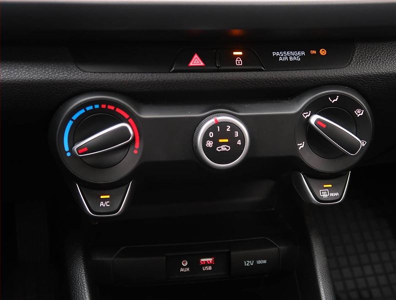 Kia Rio (2020) 1.25 CVVT, ČR,1.maj - fotka 17 z 19