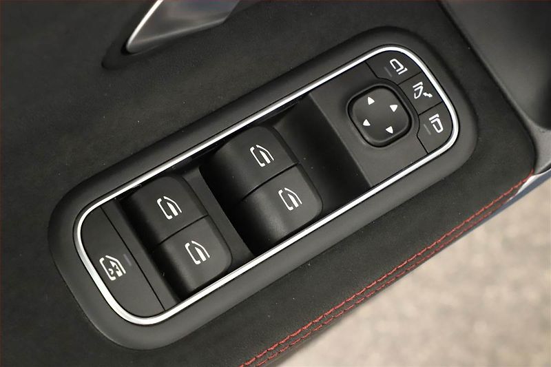 Mercedes-Benz CLA (2020) 200 - fotka 9 z 20