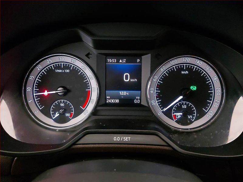 Škoda Octavia (2017) Laurin&Klement 2.0 TDI, 4X4 - fotka 11 z 18
