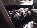 Volkswagen Passat (2015) Highline 2.0 BiTDI, 4X4 - náhled 19