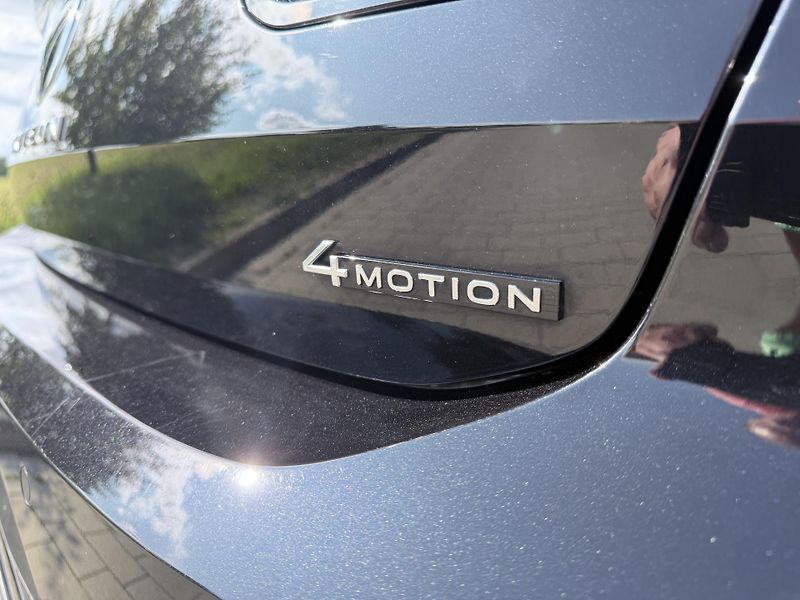 Volkswagen Arteon Shooting Brake (2022) R-LINE 4x4 DSG 1.majitel - fotka 10 z 42