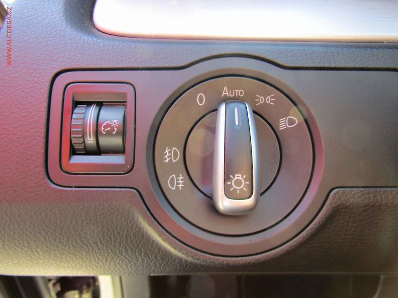 Volkswagen Passat (2013) 2.0 TDi 4x4, ČR, Alltrack - fotka 16 z 16