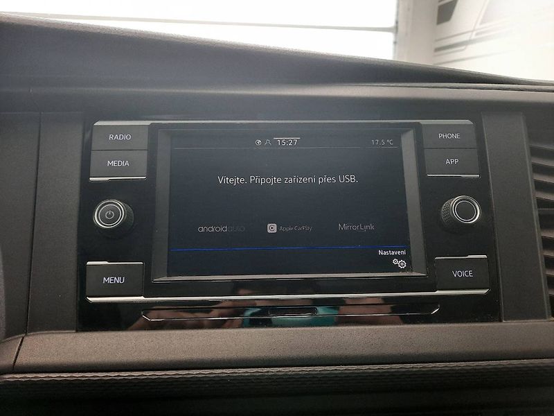 Volkswagen Caravelle (2020) 2.0 TDI (110kW/150k) DSG - fotka 18 z 24