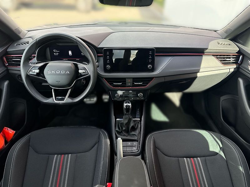 Škoda Kamiq (2026) 1.0 TSI DSG Monte Carlo - fotka 5 z 32