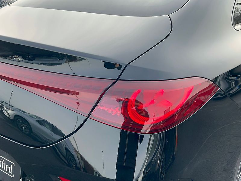 Mercedes-Benz CLA 250+ s technologií EQ - fotka 13 z 28
