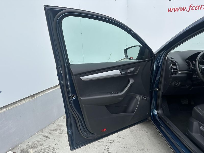Škoda Karoq (2022) 2.0 TDI 85 KW - fotka 16 z 34