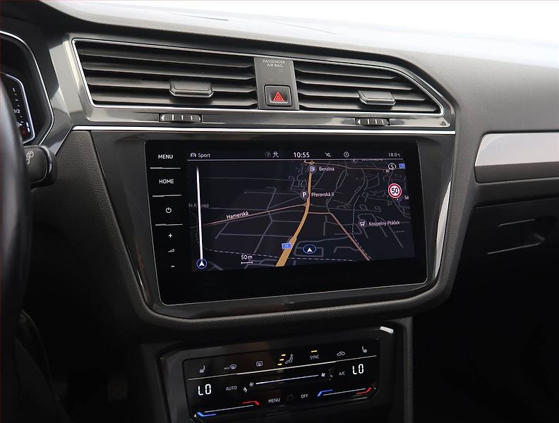 Volkswagen Tiguan Allspace (2022) Life 2.0 TDI, digi klima - fotka 16 z 31