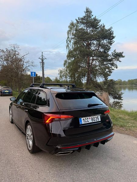 Škoda Octavia (2021) 2,0 TSi - RS - 180kw- Maxton - fotka 6 z 10