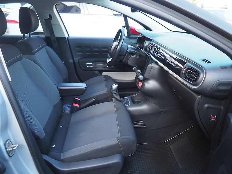 Citroën C3 (2017) 1.2 PureTech, Tažné - fotka 19 z 34