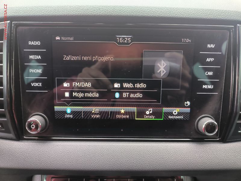Škoda Karoq (2022) 1.5TSi, 2.maj,ČR, LED, TZ - fotka 12 z 26