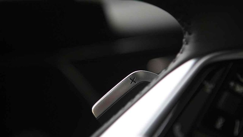 Audi e-tron má pohon přední i zadní nápravy
