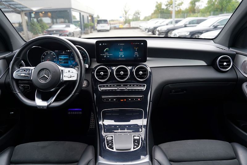 Mercedes-Benz GLC 300 de 4Matic Coupe AMG,ČR - fotka 25 z 45