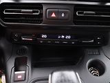Citroën Berlingo 1,5 BlueHDI 96kW Shine XL CZ - náhled 22