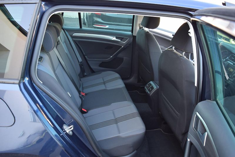 Volkswagen Golf Variant (2016) 1.4TSI 110kw CLBMT ALLSTAR - fotka 39 z 47