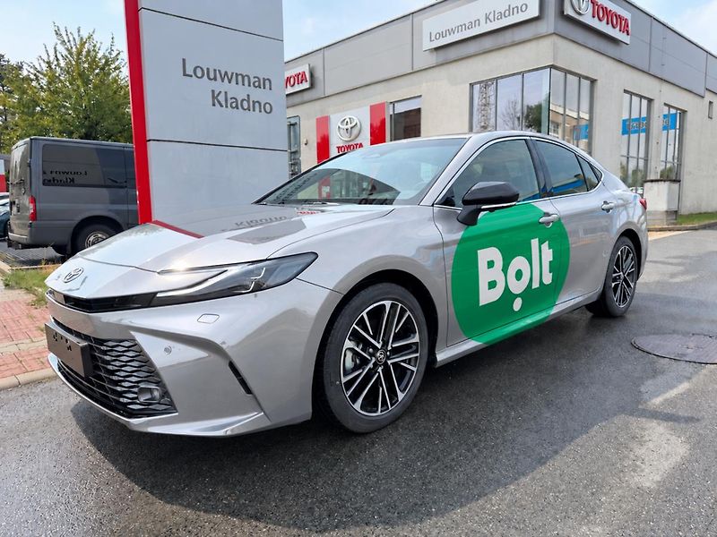 Toyota Camry 2.5 HEV Executive - fotografie inzerátu