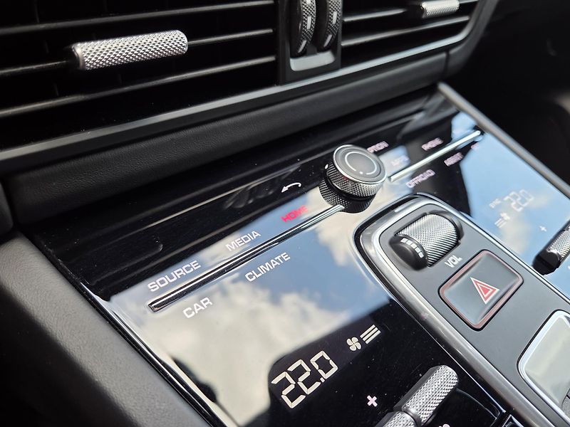 Porsche Cayenne COUPE 250kW ČR 1maj TOPvýbava - fotka 45 z 50