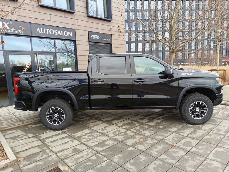 Chevrolet Silverado (2025) ZR2, rezervováno - fotka 3 z 29