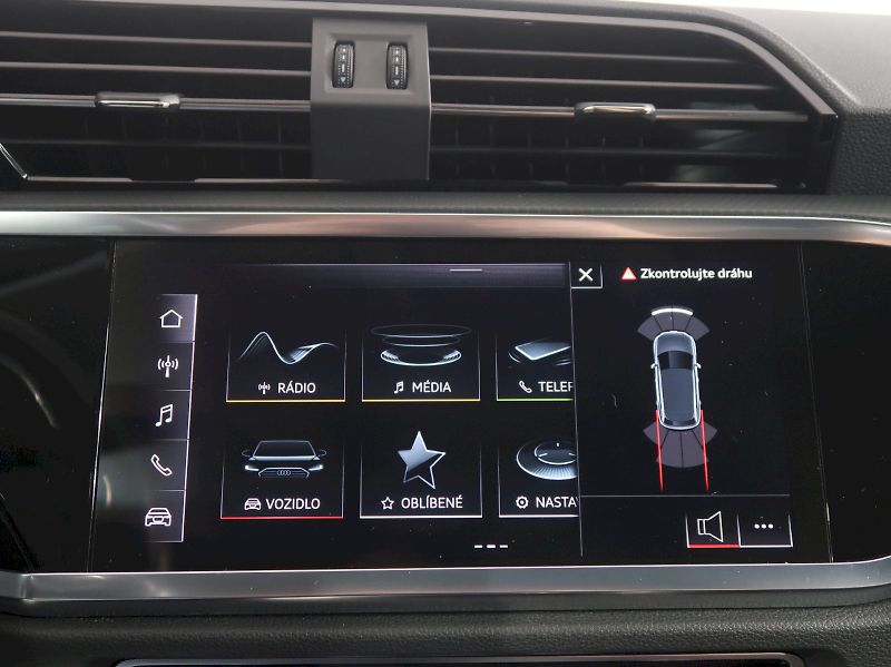 Audi Q3 (2022) ADVANCED 2.0TDI 110KW S-TRONIC - fotka 26 z 37