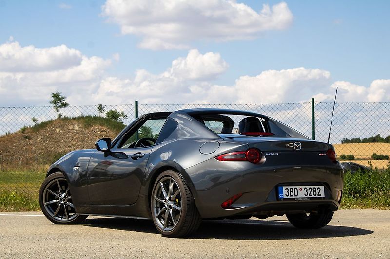 Mazda MX-5 - fotka 6 z 15