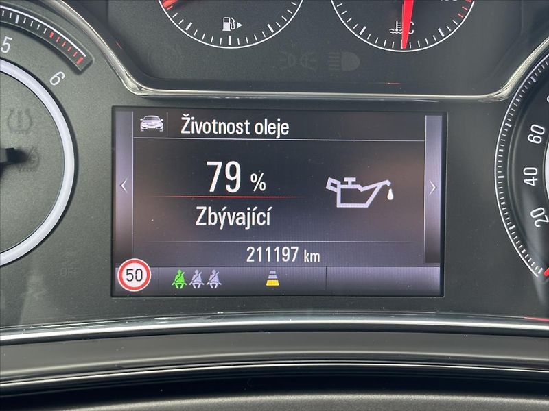 Opel Insignia 2,0 CDTi 125kW 4x4 NAVI KAMERA - fotka 43 z 44