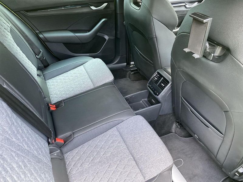 Škoda Octavia (2025) 1.5 TSI DSG SportLine - fotka 11 z 37