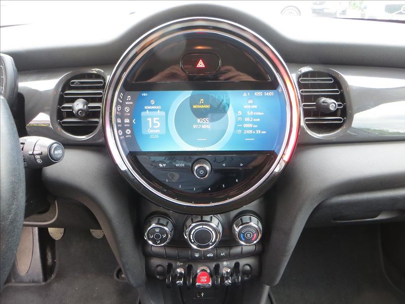 Mini Cooper 1,5 100kW CZ DPH Klima,Tempo - fotka 15 z 21