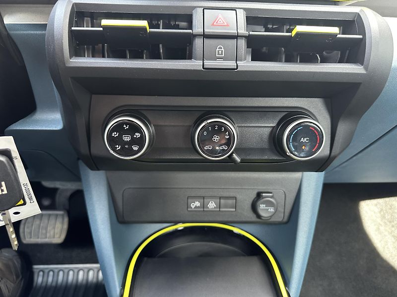 Fiat Grande Panda (2026) Pop 1,2T Hybrid 110k Automat - fotka 15 z 16