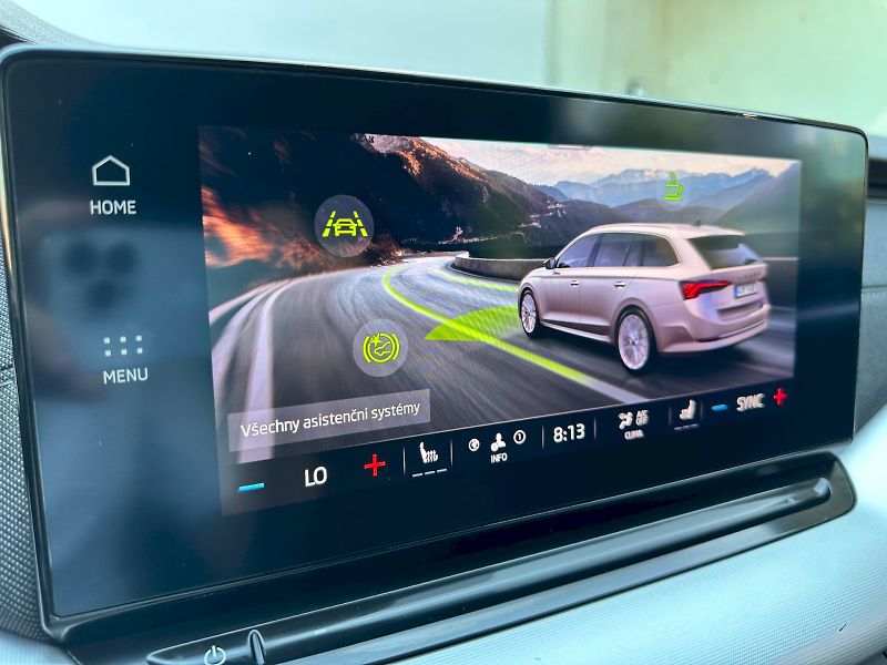 Škoda Octavia (2022) 2.0 TDI 110kW DSG Style Combi - fotka 14 z 25